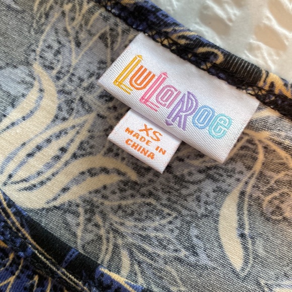 NWT Beautiful Print Irma Top by LuLaRoe | Size XS - Picture 4 of 5